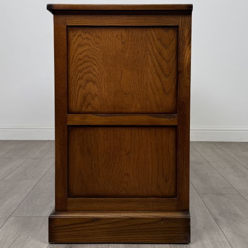 ANTIQUE 20TH CENTURY GOOD QUALITY SIDEBOARD IN OAK - ADDITIONAL PHOTO 3