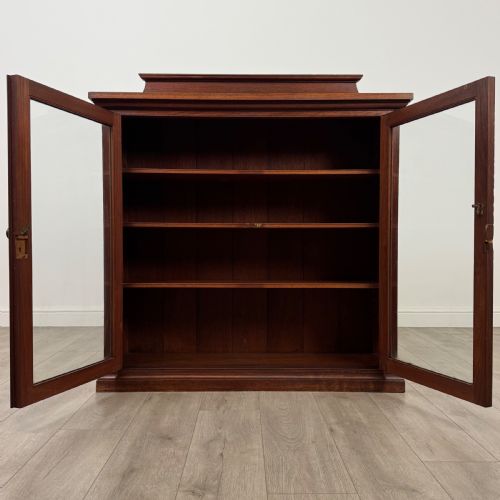 ANTIQUE 20TH CENTURY GLAZED BOOKCASE IN MAHOGANY - ADDITIONAL PHOTO 1