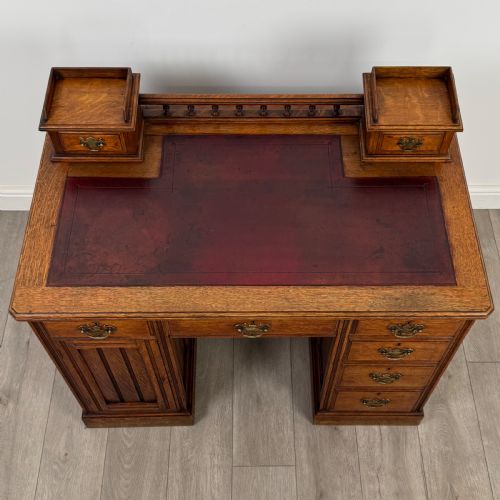 ANTIQUE 20TH CENTURY FINE QUALITY DESK IN OAK - ADDITIONAL PHOTO 9