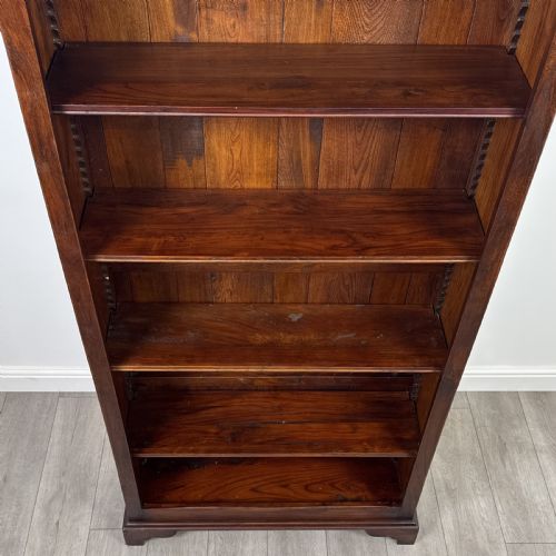 ANTIQUE 20TH CENTURY GOOD QUALITY OPEN BOOKCASE IN OAK - ADDITIONAL PHOTO 9