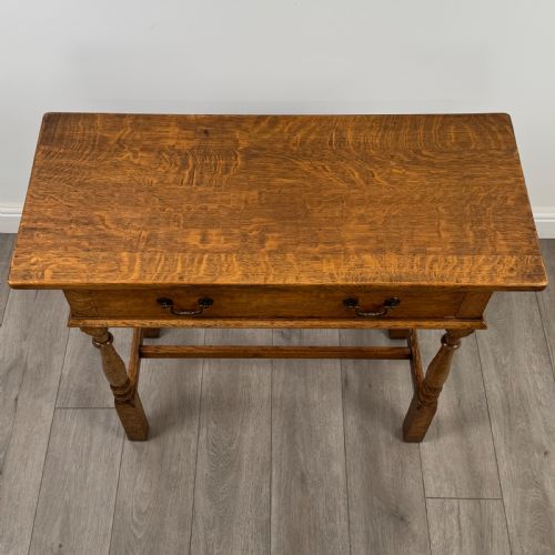 ANTIQUE 20TH CENTURY FINE QUALITY SIDE TABLE IN GOLDEN OAK - ADDITIONAL PHOTO 7