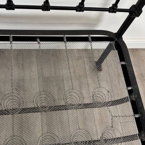 ANTIQUE 19TH CENTURY FINE QUALITY BRASS AND IRON DOUBLE BED - ADDITIONAL PHOTO 6
