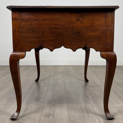 ANTIQUE 18TH CENTURY FINE QUALITY WRITING TABLE IN OAK - ADDITIONAL PHOTO 2