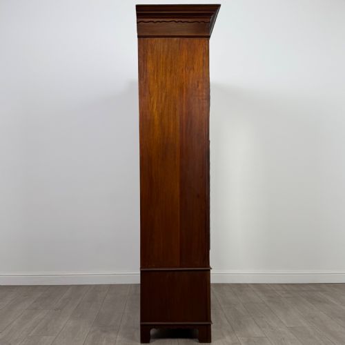 ANTIQUE 20TH CENTURY GOOD QUALITY WARDROBE IN MAHOGANY - ADDITIONAL PHOTO 7