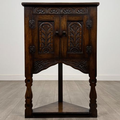 antique 20th century small carved oak corner cabinet - CATEGORY: ANTIQUE CUPBOARDS - DATED EDWARDIAN