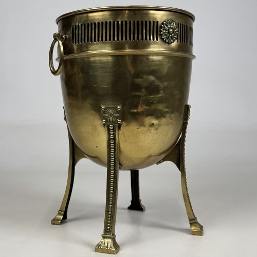ANTIQUE 19TH CENTURY DECORATIVE BRASS JARDINIERE PLANTER - ADDITIONAL PHOTO 2