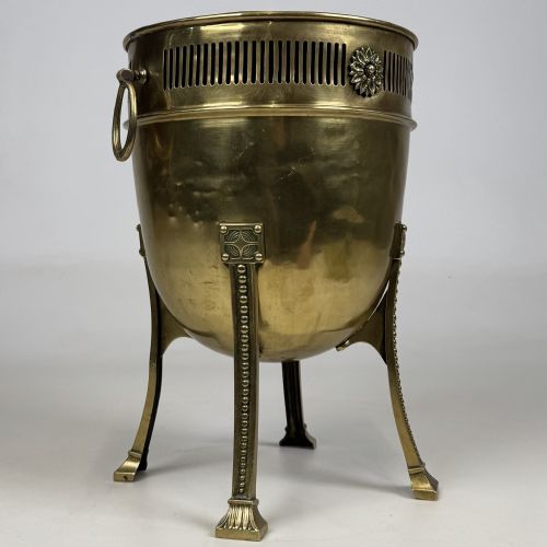 ANTIQUE 19TH CENTURY DECORATIVE BRASS JARDINIERE PLANTER - ADDITIONAL PHOTO 6