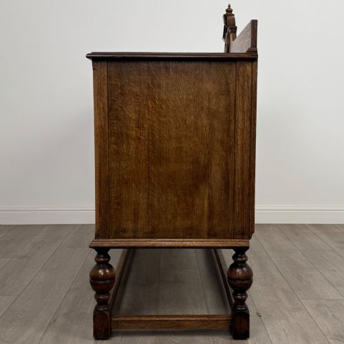 ANTIQUE 20TH CENTURY GOOD QUALITY SIDEBOARD IN GOLDEN OAK - ADDITIONAL PHOTO 3