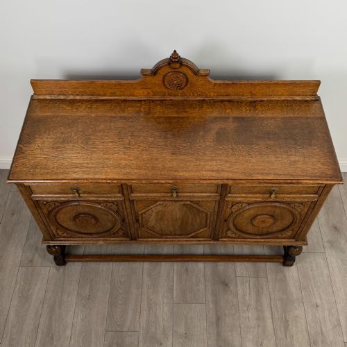 ANTIQUE 20TH CENTURY GOOD QUALITY SIDEBOARD IN GOLDEN OAK - ADDITIONAL PHOTO 9