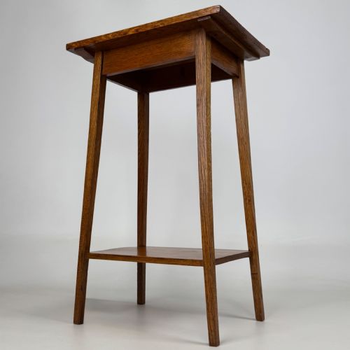 ANTIQUE 20TH CENTURY GOOD QUALITY SIDE TABLE IN GOLDEN OAK - ADDITIONAL PHOTO 4