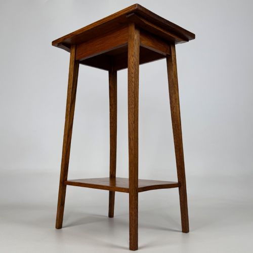 ANTIQUE 20TH CENTURY GOOD QUALITY SIDE TABLE IN GOLDEN OAK - ADDITIONAL PHOTO 5
