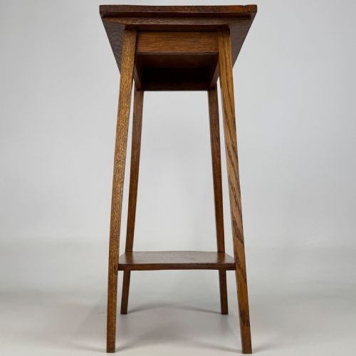 ANTIQUE 20TH CENTURY GOOD QUALITY SIDE TABLE IN GOLDEN OAK - ADDITIONAL PHOTO 6