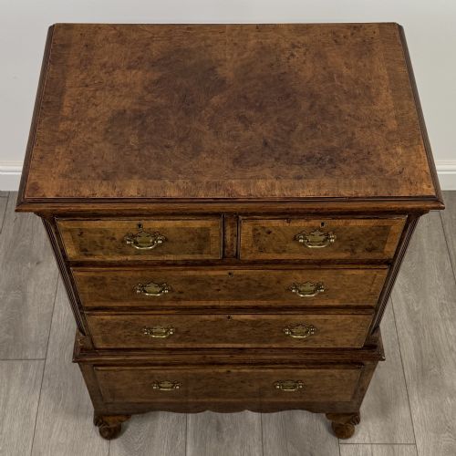 ANTIQUE 20TH CENTURY CHEST OF DRAWERS IN BURR WALNUT - ADDITIONAL PHOTO 8