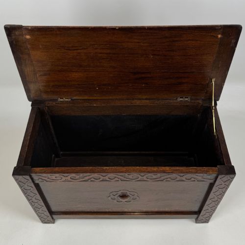 ANTIQUE 20TH CENTURY SMALL STORAGE BOX IN OAK - ADDITIONAL PHOTO 9