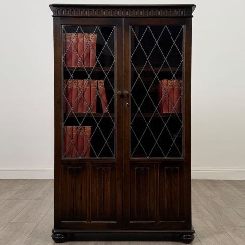 antique 20th century display cabinet in oak - CATEGORY: ANTIQUE BOOKCASES - DATED EDWARDIAN