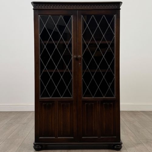 ANTIQUE 20TH CENTURY DISPLAY CABINET IN OAK - ADDITIONAL PHOTO 1
