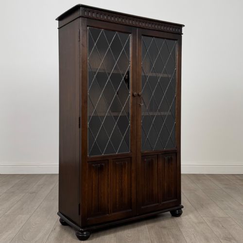 ANTIQUE 20TH CENTURY DISPLAY CABINET IN OAK - ADDITIONAL PHOTO 9