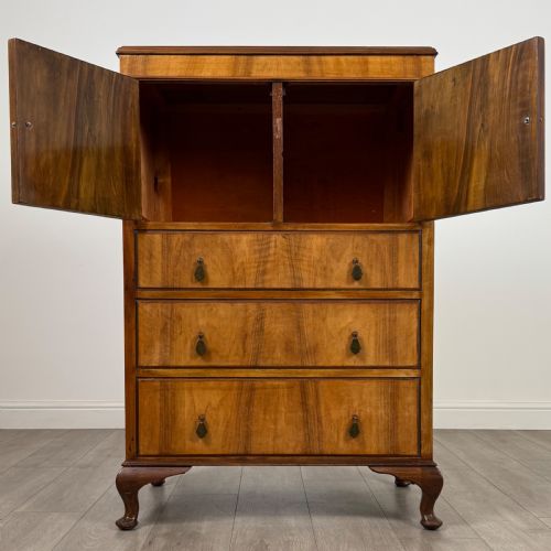 ANTIQUE 20TH CENTURY GOOD QUALITY CUPBOARD IN FIGURED WALNUT - ADDITIONAL PHOTO 1