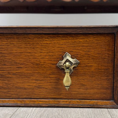 ANTIQUE 20TH CENTURY GOOD QUALITY SIDEBOARD IN OAK - ADDITIONAL PHOTO 11