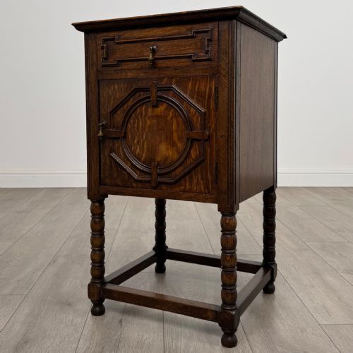 ANTIQUE 20TH CENTURY JACOBEAN STYLE CABINET IN OAK - ADDITIONAL PHOTO 2
