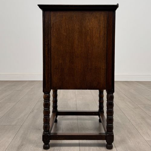 ANTIQUE 20TH CENTURY JACOBEAN STYLE CABINET IN OAK - ADDITIONAL PHOTO 3