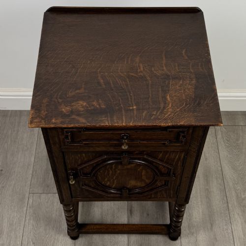 ANTIQUE 20TH CENTURY JACOBEAN STYLE CABINET IN OAK - ADDITIONAL PHOTO 9