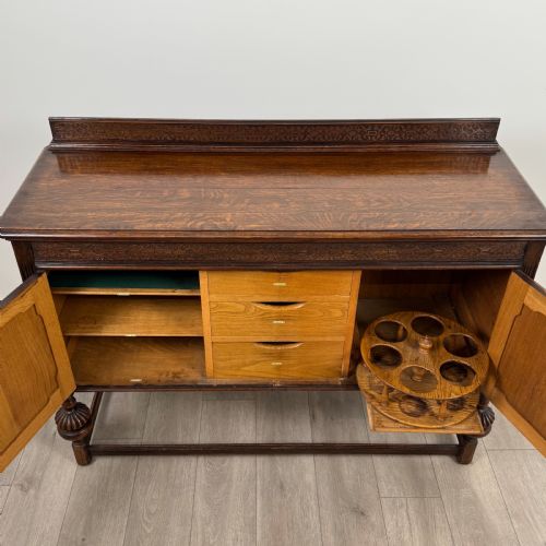 ANTIQUE 20TH CENTURY FINE QUALITY FITTED SIDEBOARD IN OAK - ADDITIONAL PHOTO 10