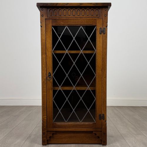 ANTIQUE 20TH CENTURY LEADED GLASS DISPLAY CABINET IN OAK - ADDITIONAL PHOTO 1