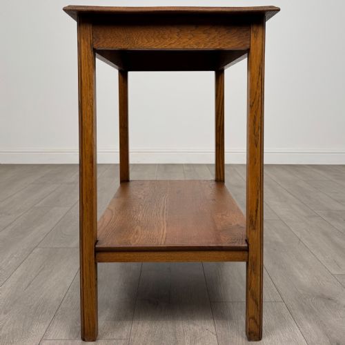 ANTIQUE 20TH CENTURY FINE QUALITY GOLDEN OAK SIDE TABLE - ADDITIONAL PHOTO 2