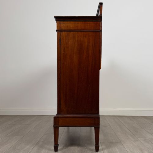 ANTIQUE 20TH CENTURY FINE QUALITY DISPLAY CABINET IN MAHOGANY - ADDITIONAL PHOTO 3