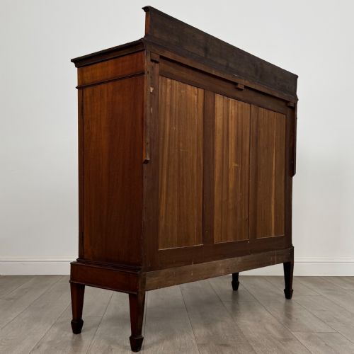 ANTIQUE 20TH CENTURY FINE QUALITY DISPLAY CABINET IN MAHOGANY - ADDITIONAL PHOTO 4