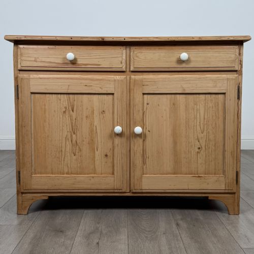 antique 20th century good quality pine cupboard - CATEGORY: ANTIQUE SIDEBOARDS - DATED EDWARDIAN