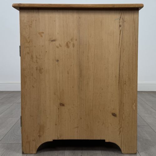 ANTIQUE 20TH CENTURY GOOD QUALITY PINE CUPBOARD - ADDITIONAL PHOTO 3