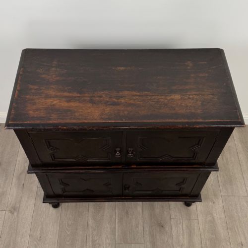 ANTIQUE 19TH CENTURY EBONSIED JACOBEAN STYLE CUPBOARD IN OAK - ADDITIONAL PHOTO 9