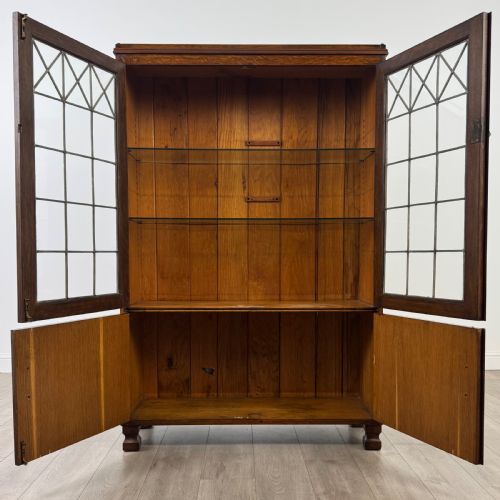 ANTIQUE 20TH CENTURY GOOD QUALITY DISPLAY CABINET IN OAK - ADDITIONAL PHOTO 2