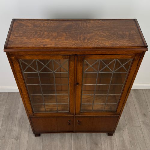 ANTIQUE 20TH CENTURY GOOD QUALITY DISPLAY CABINET IN OAK - ADDITIONAL PHOTO 10