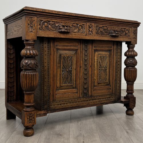 ANTIQUE 19TH CENTURY GREEN MAN CUPBOARD IN OAK - ADDITIONAL PHOTO 8