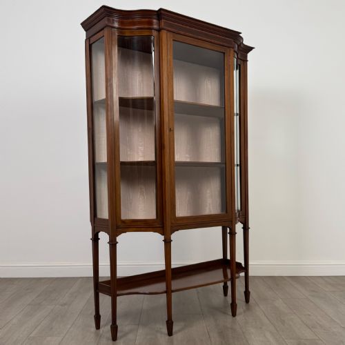 ANTIQUE 20TH CENTURY FINE QUALITY MAHOGANY DISPLAY CABINET - ADDITIONAL PHOTO 8