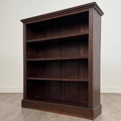 ANTIQUE 20TH CENTURY GOOD QUALITY OPEN BOOKCASE IN OAK - ADDITIONAL PHOTO 2