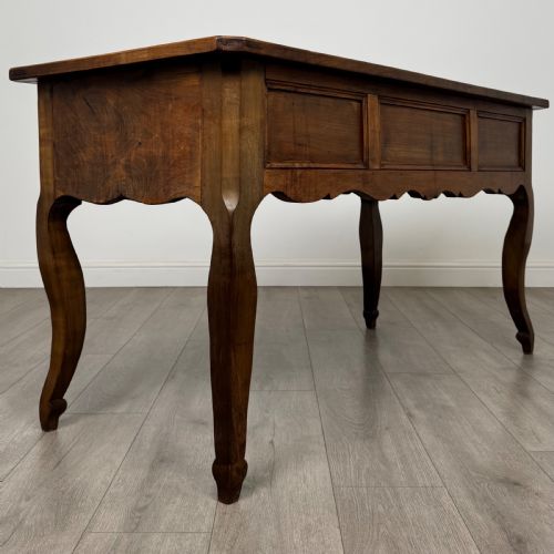 ANTIQUE 20TH CENTURY FRENCH WRITING TABLE IN WALNUT - ADDITIONAL PHOTO 3