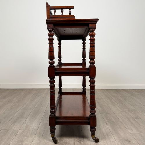ANTIQUE 20TH CENTURY FINE QUALITY BUFFET IN WALNUT - ADDITIONAL PHOTO 6