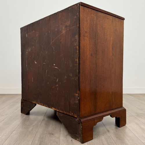 ANTIQUE 18TH CENTURY GOOD QUALITY MAHOGANY CHEST OF DRAWERS - ADDITIONAL PHOTO 5