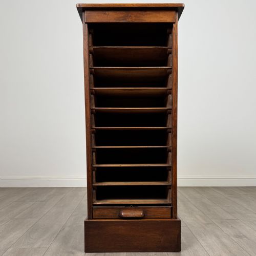 ANTIQUE 20TH CENTURY GOOD QUALITY TAMBOUR CABINET IN OAK - ADDITIONAL PHOTO 1