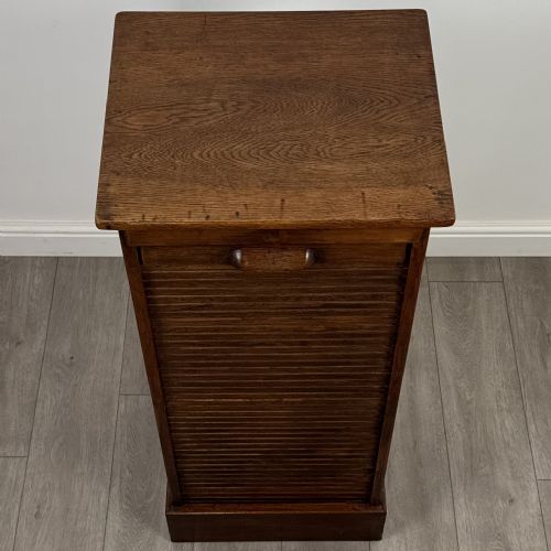 ANTIQUE 20TH CENTURY GOOD QUALITY TAMBOUR CABINET IN OAK - ADDITIONAL PHOTO 9