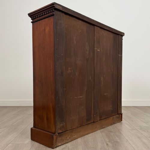 ANTIQUE 20TH CENTURY GOOD QUALITY OPEN BOOKCASE IN MAHOGANY - ADDITIONAL PHOTO 4