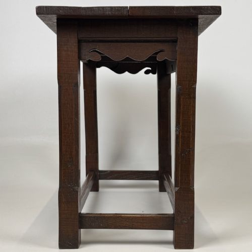 ANTIQUE 19TH CENTURY FINE QUALITY SMALL OAK SIDE TABLE - ADDITIONAL PHOTO 6