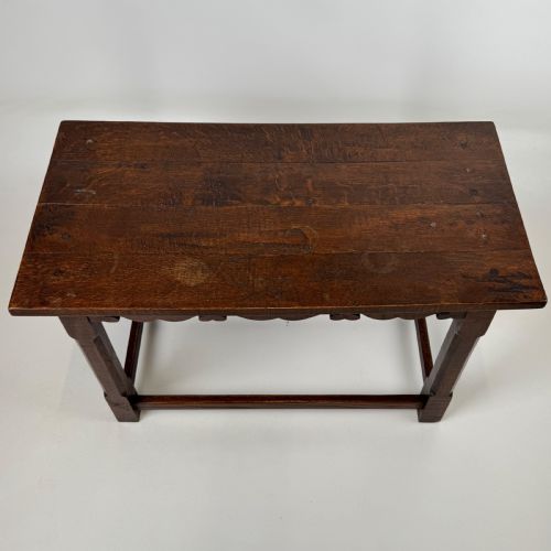 ANTIQUE 19TH CENTURY FINE QUALITY SMALL OAK SIDE TABLE - ADDITIONAL PHOTO 8