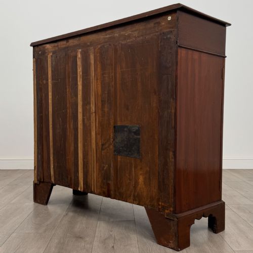 ANTIQUE 18TH CENTURY GOOD QUALITY CUPBOARD IN MAHOGANY - ADDITIONAL PHOTO 6