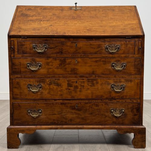 antique 18th century fine quality bureau in fruitwood - CATEGORY: ANTIQUE BUREAU - DATED GEORGIAN