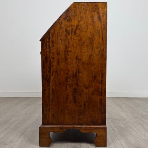ANTIQUE 18TH CENTURY FINE QUALITY BUREAU IN FRUITWOOD - ADDITIONAL PHOTO 3